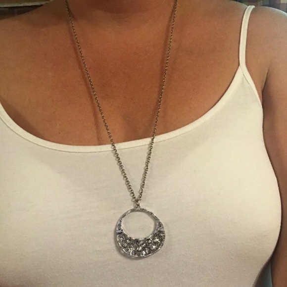 AEO silver-toned Necklace with rhinestones - Picture 5 of 5